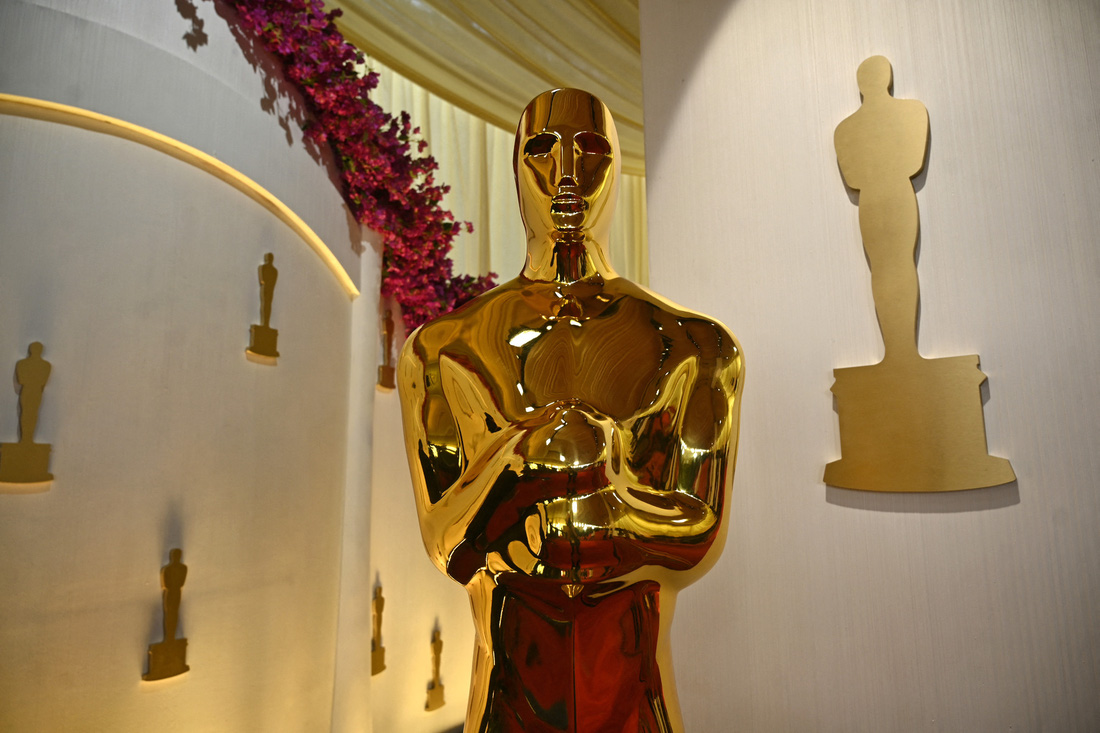 Tượng Oscar trên thảm đỏ lễ trao giải lần thứ 96 ở Nhà hát Dolby ở Hollywood, California (Mỹ), ngày 9-3 - Ảnh: AFP