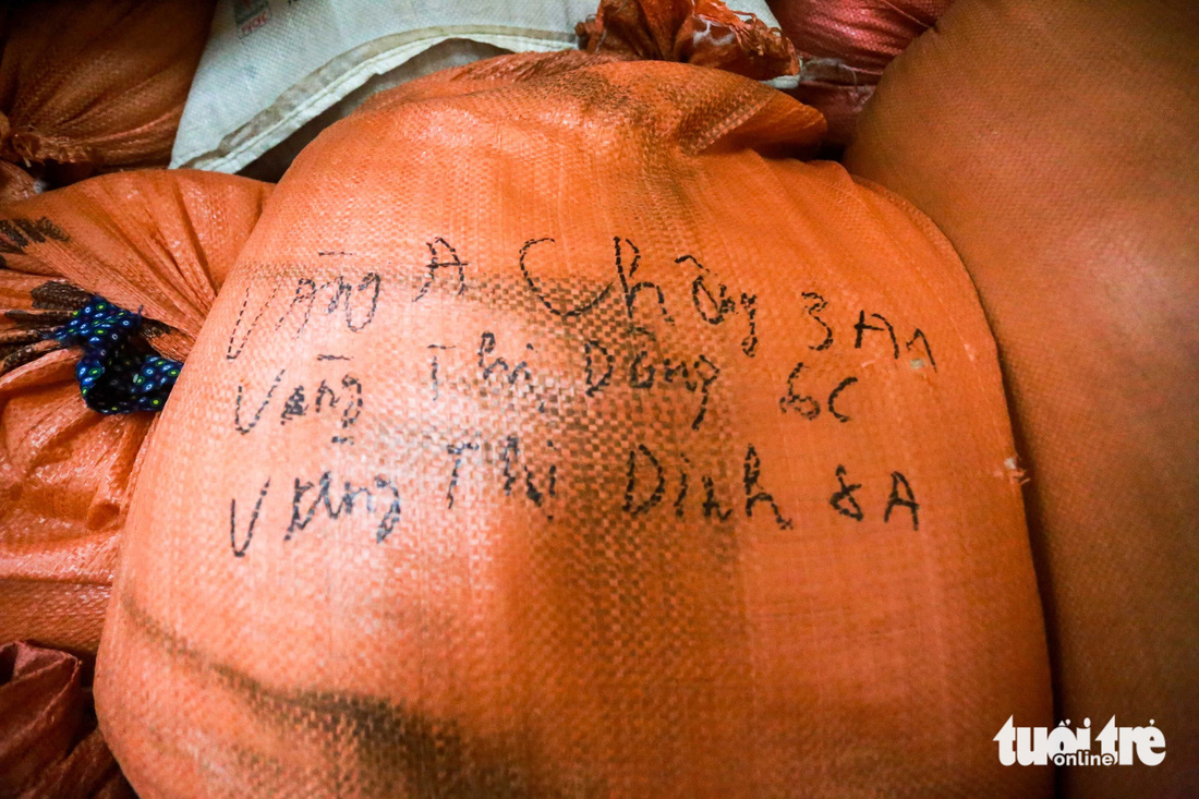 8 trường bán trú ở huyện Mù Cang Chải phải vay mượn khoảng 40 tấn gạo - Ảnh: C.TUỆ