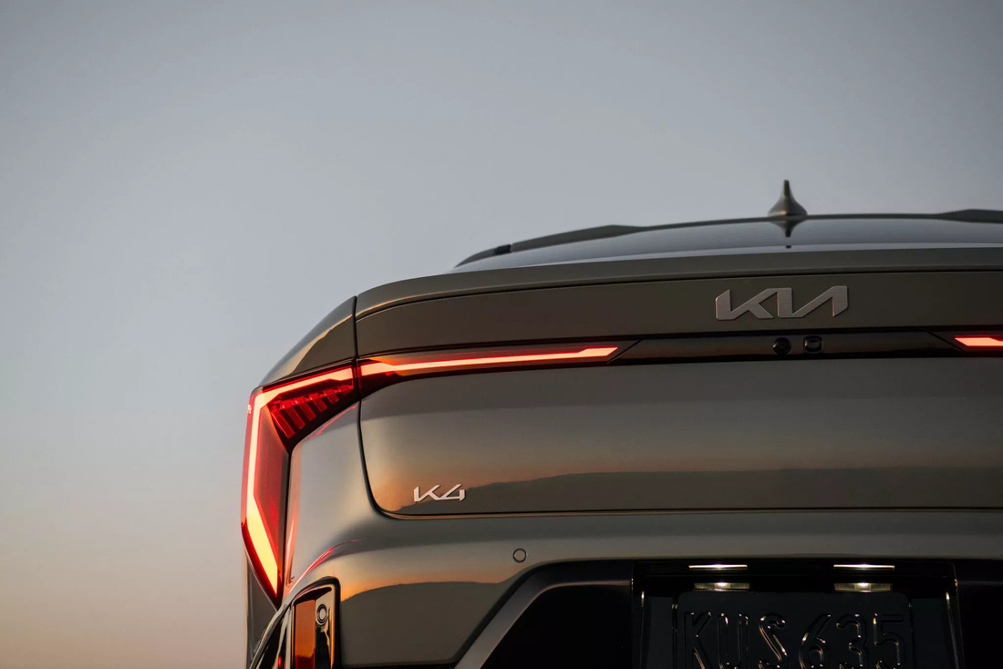 Kia K4 chính thức ra mắt: Công nghệ an toàn cao cấp, có bản hatchback- Ảnh 9.