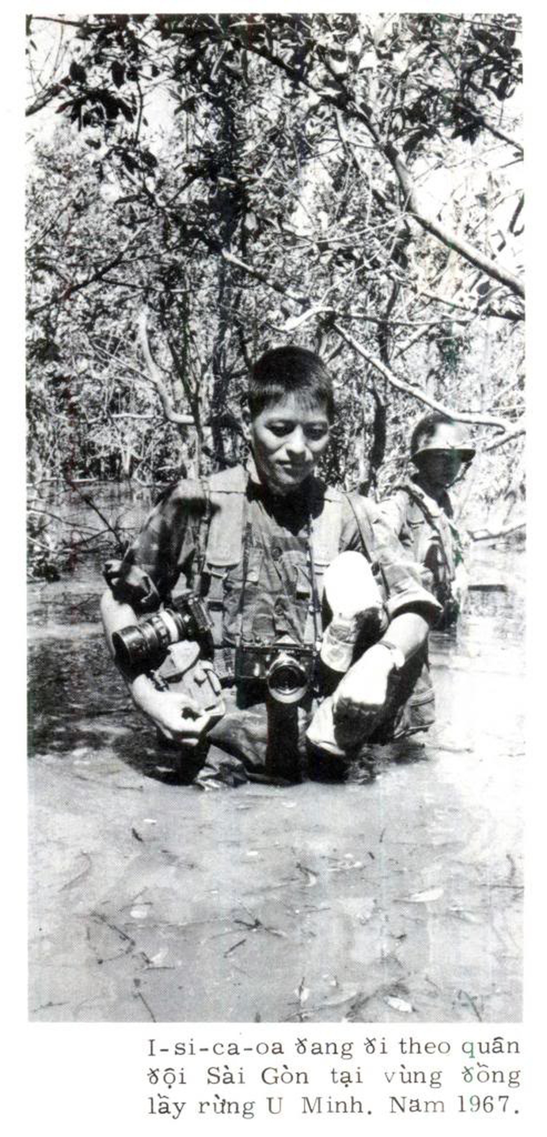 Ông Ishikawa Bun'yo tác nghiệp ở Cà Mau năm 1967 - Ảnh: NVCC