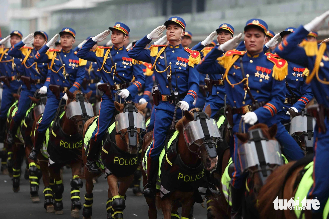 Khối cảnh sát cơ động kỵ binh, đơn vị có chức năng huấn luyện, sử dụng ngựa nghiệp vụ đấu tranh, phòng chống tội phạm, đặc biệt tại các khu vực có địa hình phức tạp, vùng sâu, vùng xa 