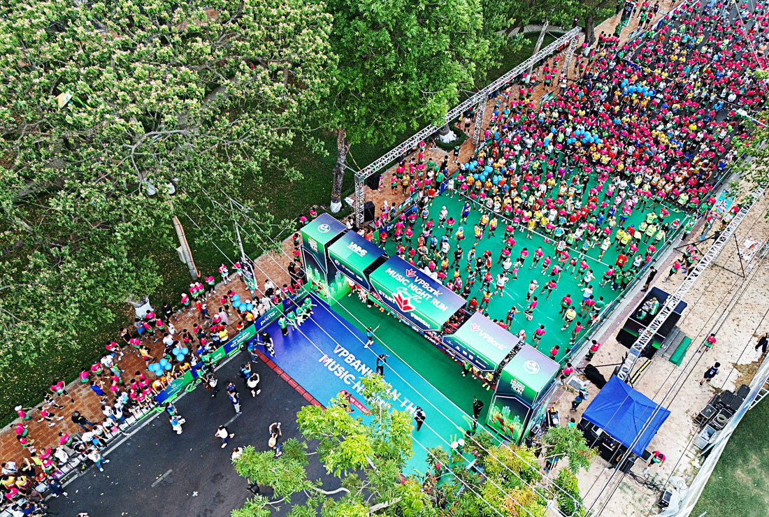 7.000 VĐV tham dự giải chạy tại Cần Thơ vào ngày 13-4 - giải đấu có nhiều vấn đề trong công tác tổ chức - Ảnh: T.A.