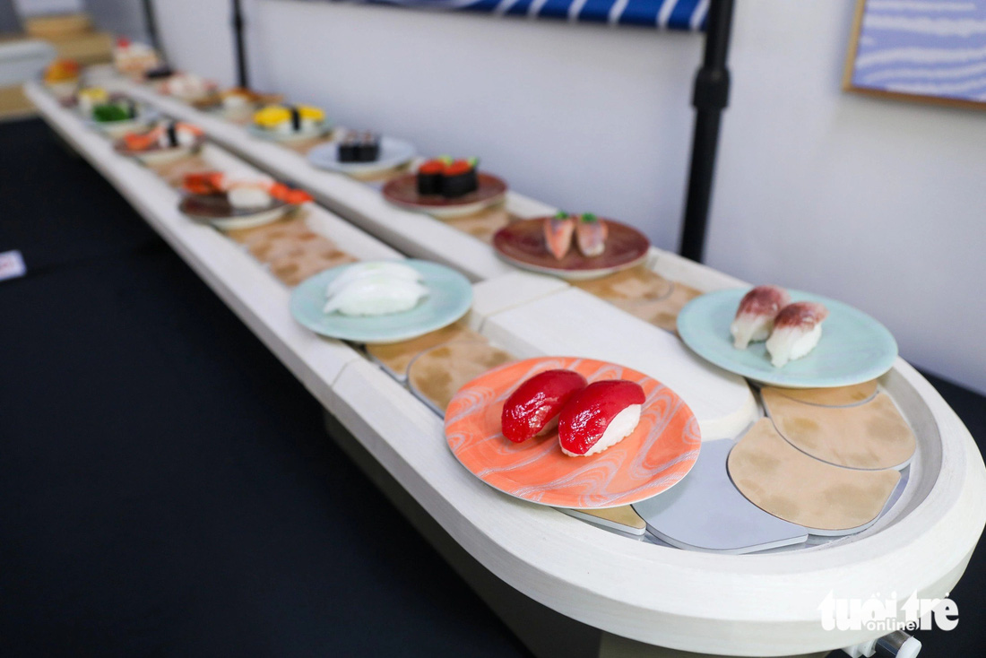 Sushi ngày nay có nhiều biến thể đa dạng - Ảnh: DANH KHANG
