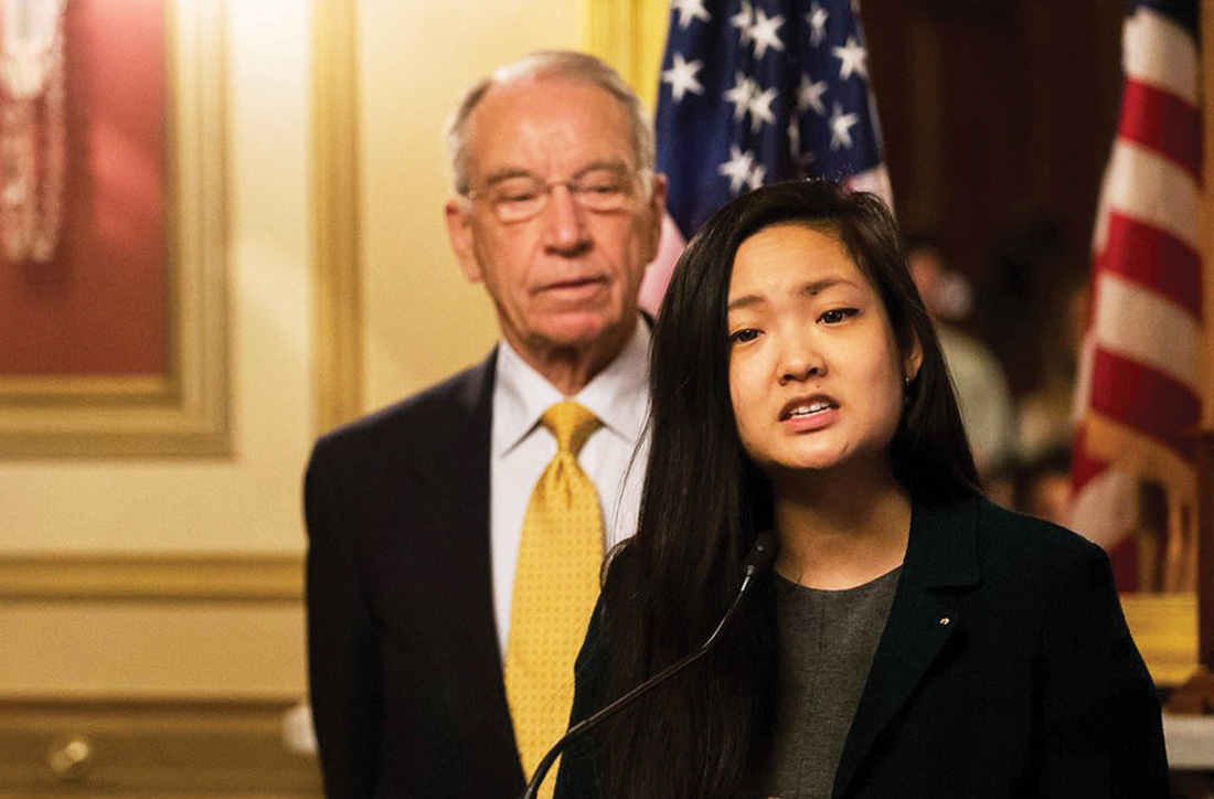 Amanda Nguyen phát biểu tại Quốc hội Mỹ - Ảnh: ELLE