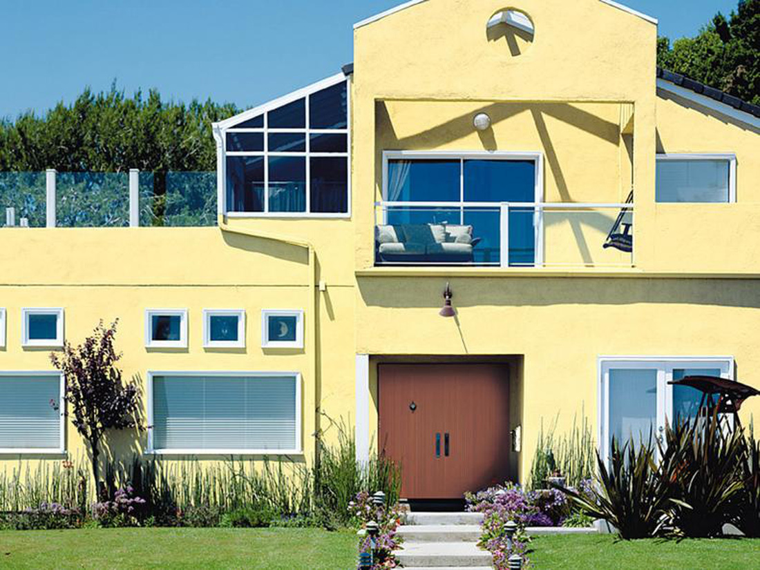 Ngôi nhà màu vàng bên bờ biển - Ảnh: HGTV