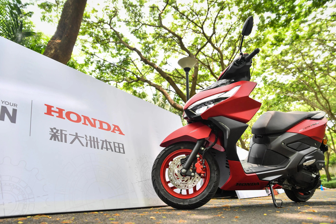 Honda NX125RX: Bản nội địa Trung Quốc của Vario và Air Blade, giá quy đổi từ 39 triệu- Ảnh 3.