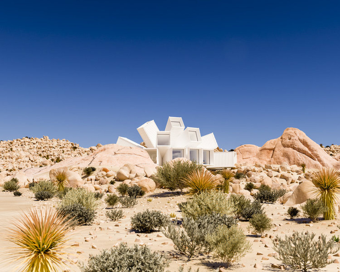 Thiết kế hài hòa với cảnh quan sa mạc xung quanh - Ảnh: Whitaker Studio