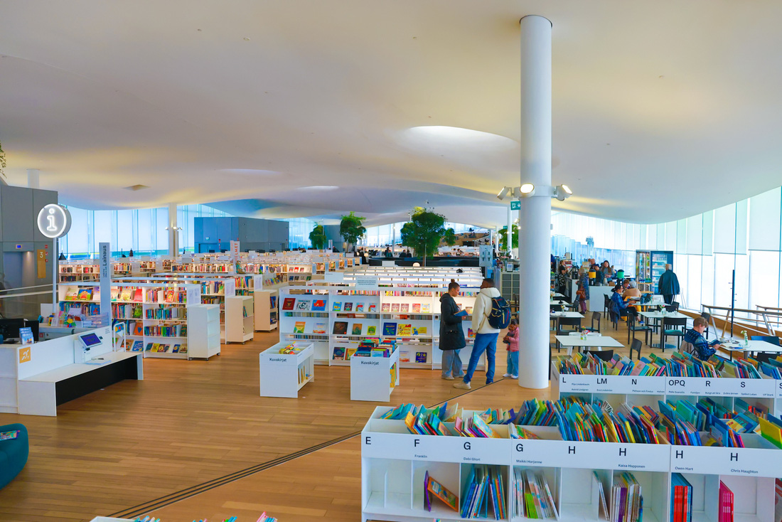 Bên trong Thư viện Quốc gia tại Helsinki - Ảnh: NGÔ TRẦN HẢI AN