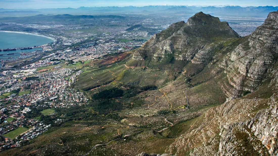 Cape Town vốn được mệnh danh là thành phố ăn ảnh nhất thế giới - Ảnh: CNN