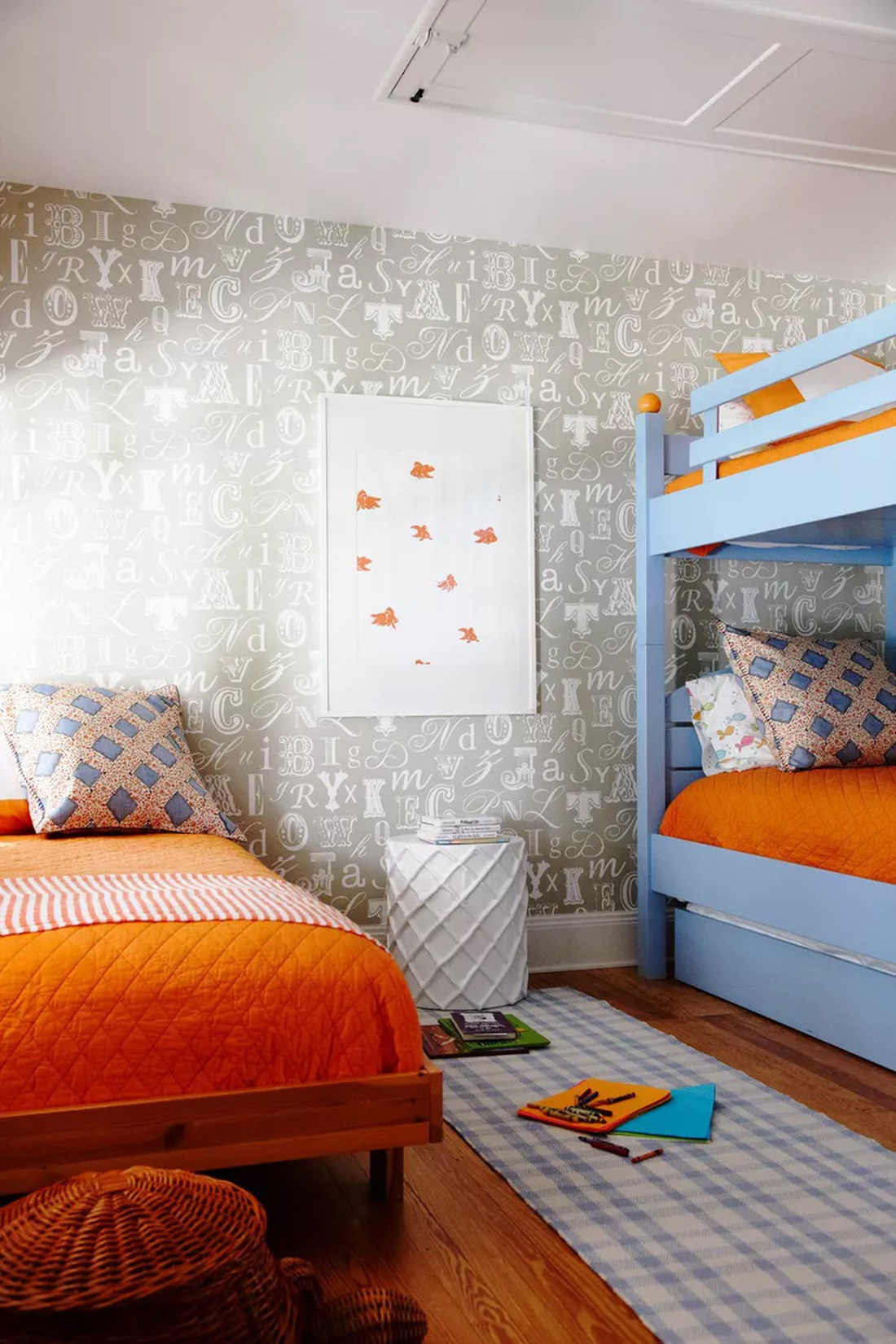 Dù không có gì mới, nhưng cách tiếp cận mới của các nhà thiết kế nội thất đã mang đến cho giường tầng sự cải tiến mới mẻ - Ảnh: BHG