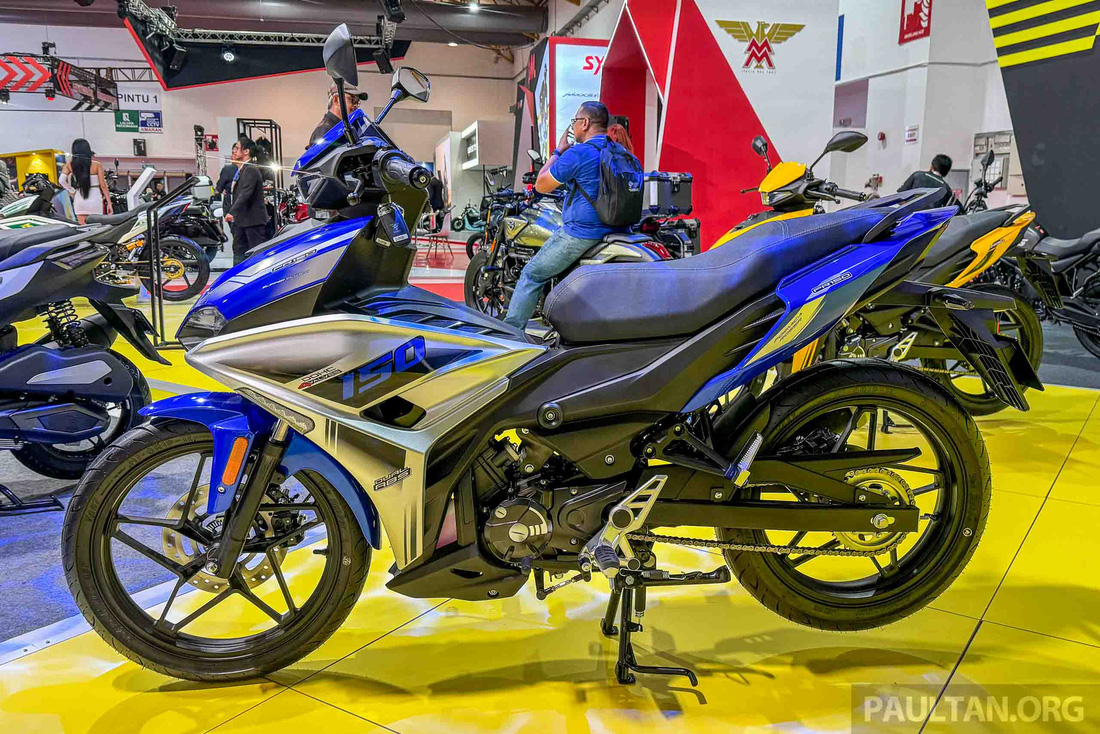 Xe máy Trung Quốc 'nhái' Yamaha Exciter, động cơ 'mượn' Honda- Ảnh 3.