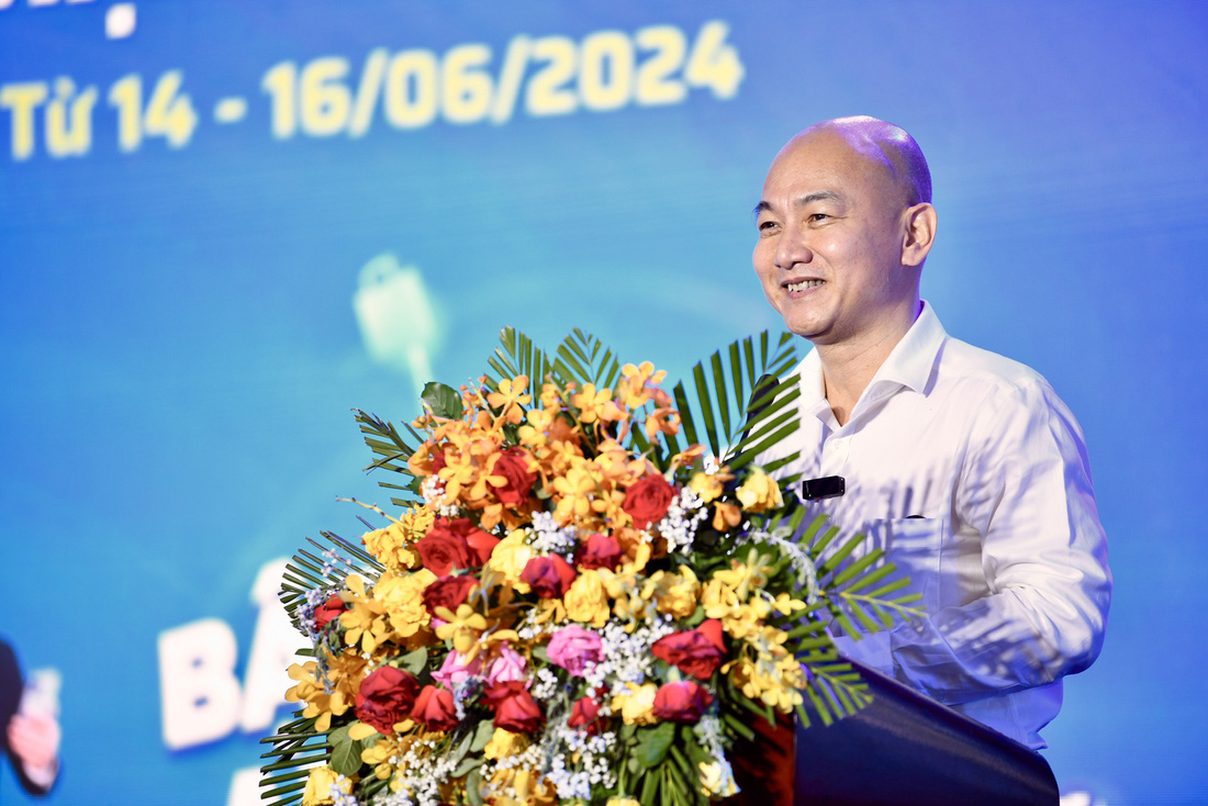 Ông Nguyễn Nguyên Phương, phó giám đốc Sở Công Thương TP.HCM, cam kết những lễ hội năm sau sẽ quy mô lớn hơn và nhiều hoạt động hơn nữa - Ảnh: QUANG ĐỊNH
