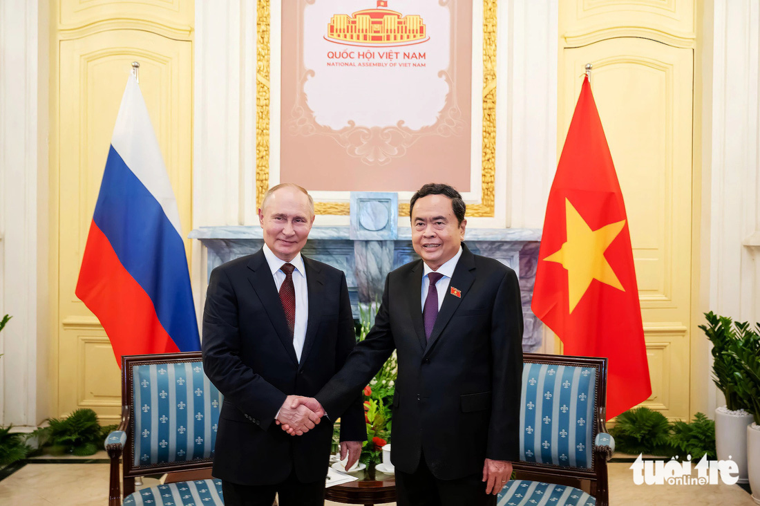 Tổng thống Nga Putin hội kiến với Chủ tịch Quốc hội Trần Thanh Mẫn - Ảnh: PHẠM THẮNG 