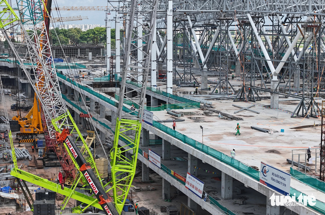 Nhà ga T3 Tân Sơn Nhất đã hoàn thiện xây dựng 100% phần thô - Ảnh: CHÂU TUẤN