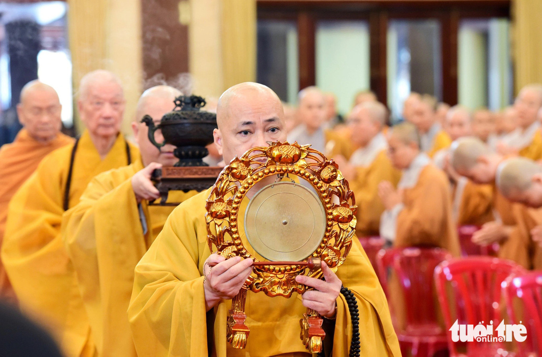 Lễ tưởng niệm Tổng Bí thư Nguyễn Phú Trọng được Ban Trị sự Giáo hội Phật giáo Việt Nam TP.HCM tổ chức theo nghi thức Phật giáo - Ảnh: DUYÊN PHAN