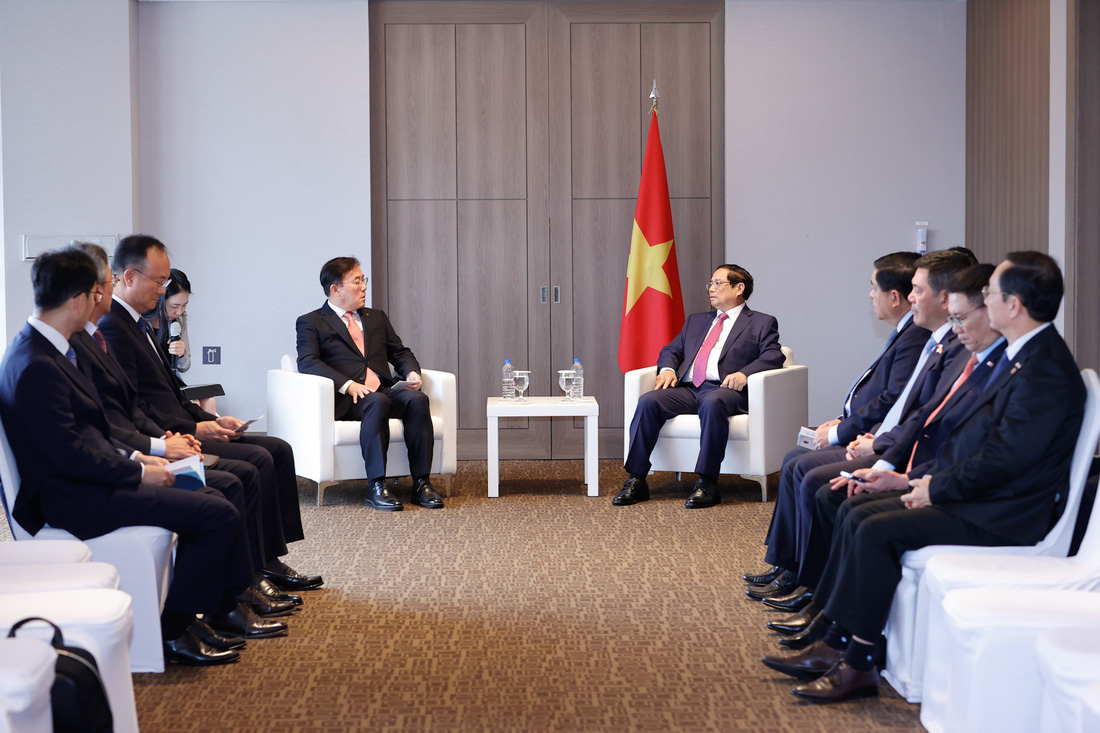 Thủ tướng hoan nghênh kế hoạch mở rộng sản xuất của LG tại Việt Nam - Ảnh: NHẬT BẮC