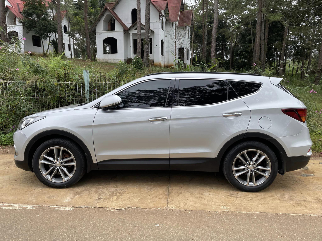 Phục hồi dàn gầm Hyundai Santa Fe 2016 sau 100.000km- Ảnh 2.