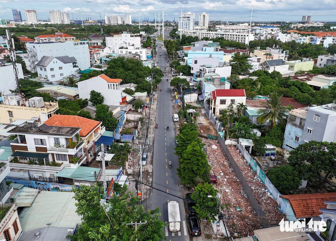 Do vướng mặt bằng nên vào năm 2023, HĐND TP đã thông qua điều chỉnh chủ trương, tăng thêm 660 tỉ, đẩy tổng vốn lên 2.075 tỉ đồng - Ảnh: CHÂU TUẤN