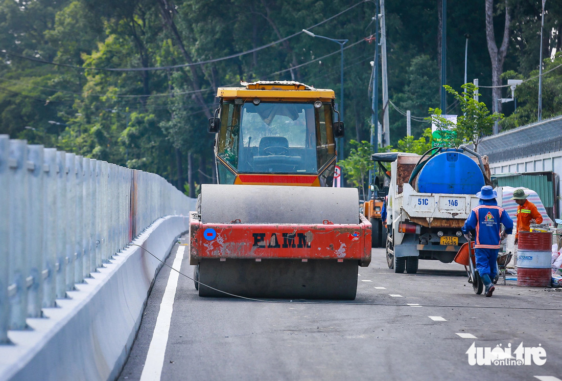 Diện mạo hầm chui cửa ngõ sân bay Tân Sơn Nhất đã hoàn thiện 99%- Ảnh 2.