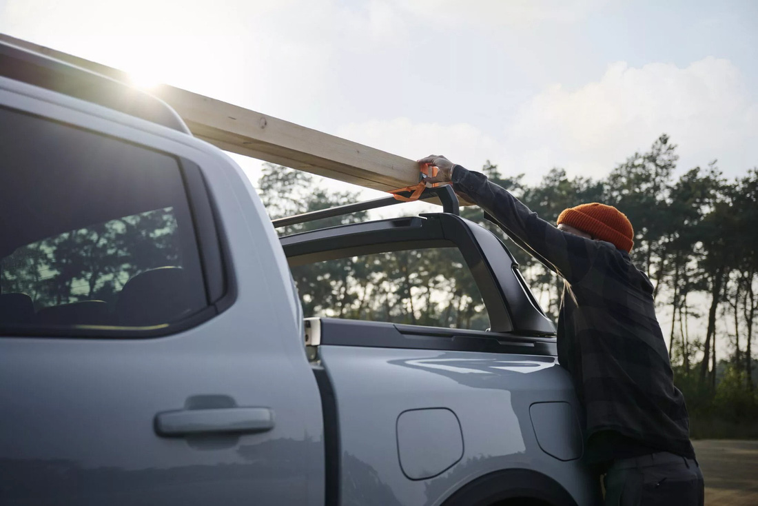 Ford Ranger PHEV 2025: Chạy 45 km không cần xăng, vận hành không khác xe xăng nhưng tiết kiệm hơn - Ảnh 9.