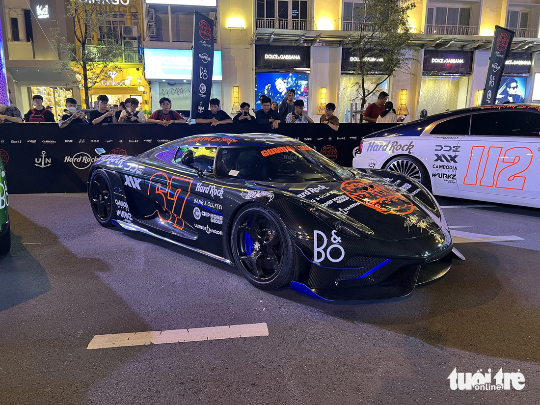 4 'siêu hậu' của Gumball 3000 - Ảnh 6.