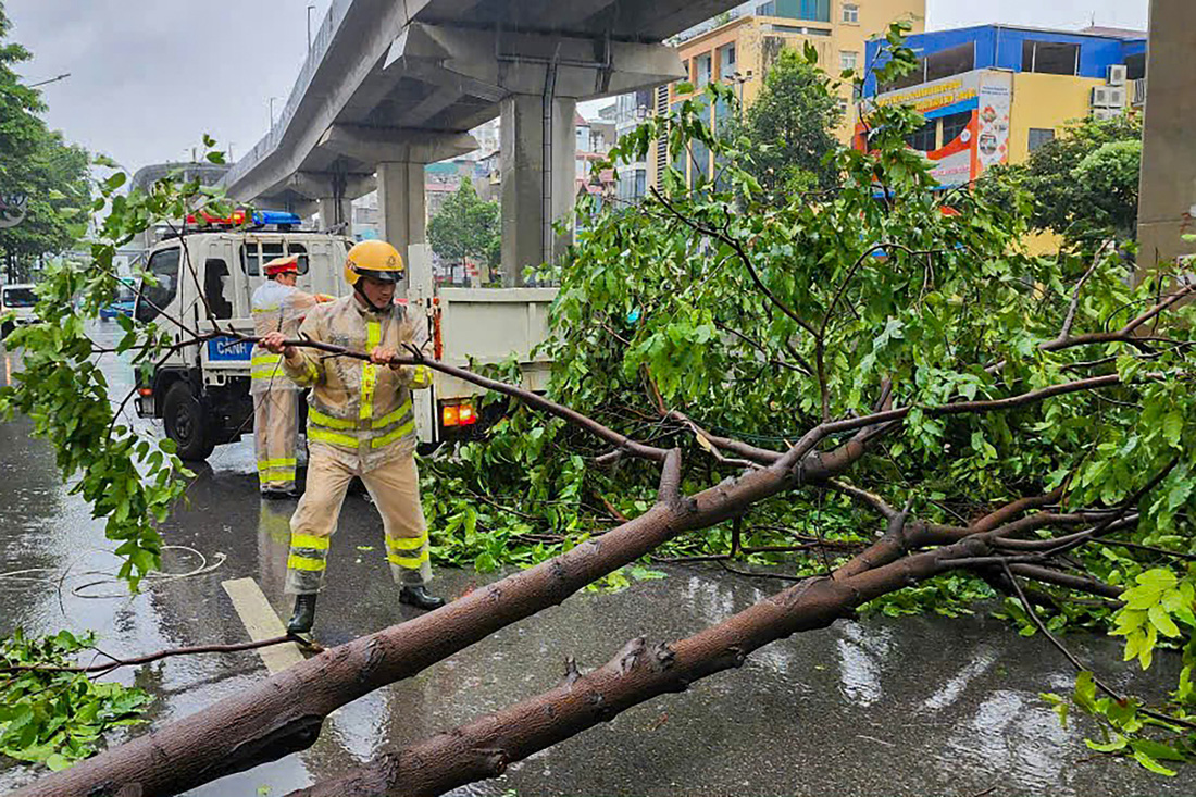 Bão số 3 đã suy yếu thành áp thấp nhiệt đới, nhiều nơi mưa to - Ảnh 33.