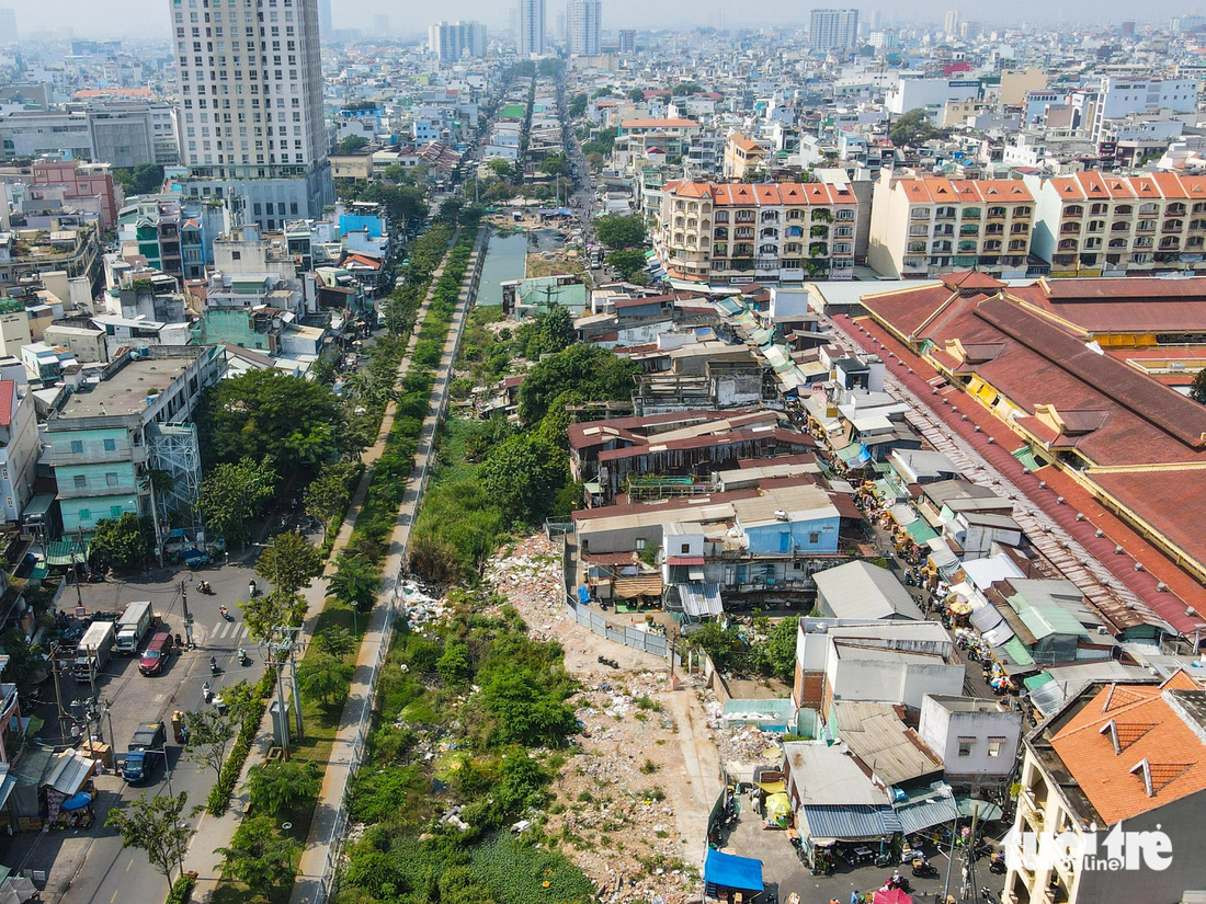 Diện mạo mới của Kênh Hàng Bàng đoạn qua quận 5 sắp hoàn thành cải tạo - Ảnh 5.