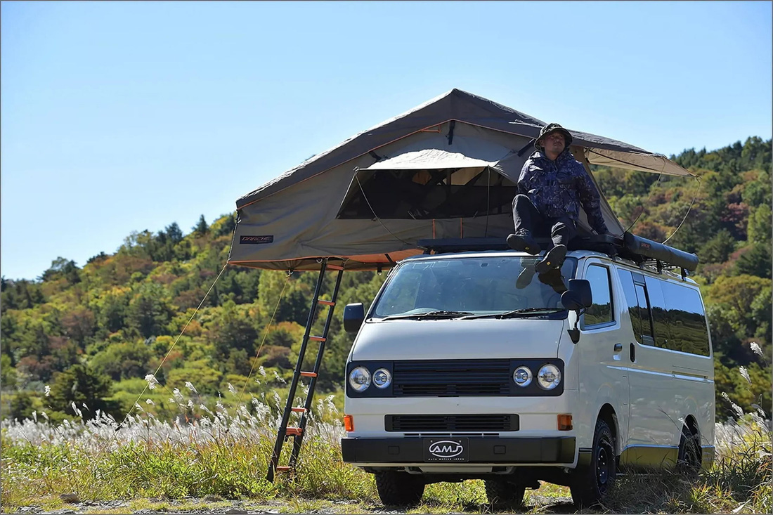 ‘Cá mập’ Toyota HiAce độ như xe Volkswagen: Dáng hoài cổ, phù hợp camping - Ảnh 1.