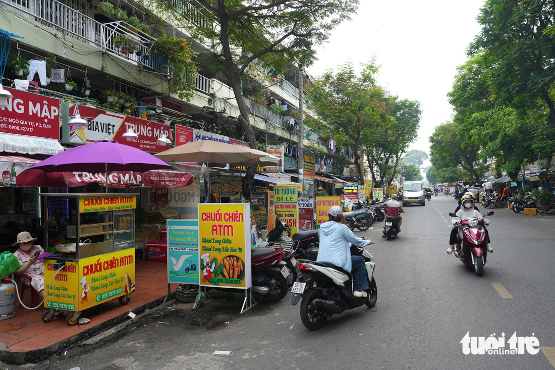 Cuộc sống ở chung cư Ngô Gia Tự, nơi 57 năm chưa được cải tạo - Ảnh 13.