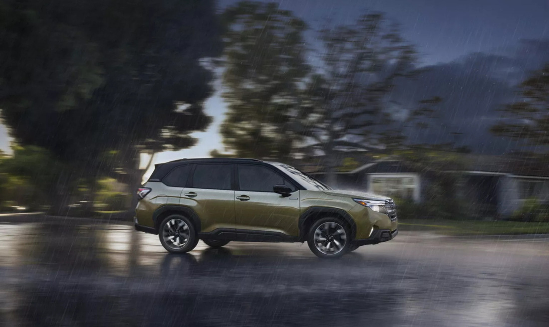 Subaru Forester 2025 ra mắt: Bản hybrid 1 bình xăng chạy Hà Nội - Quảng Ngãi, thêm bản offroad 'xịn' - Ảnh 11.