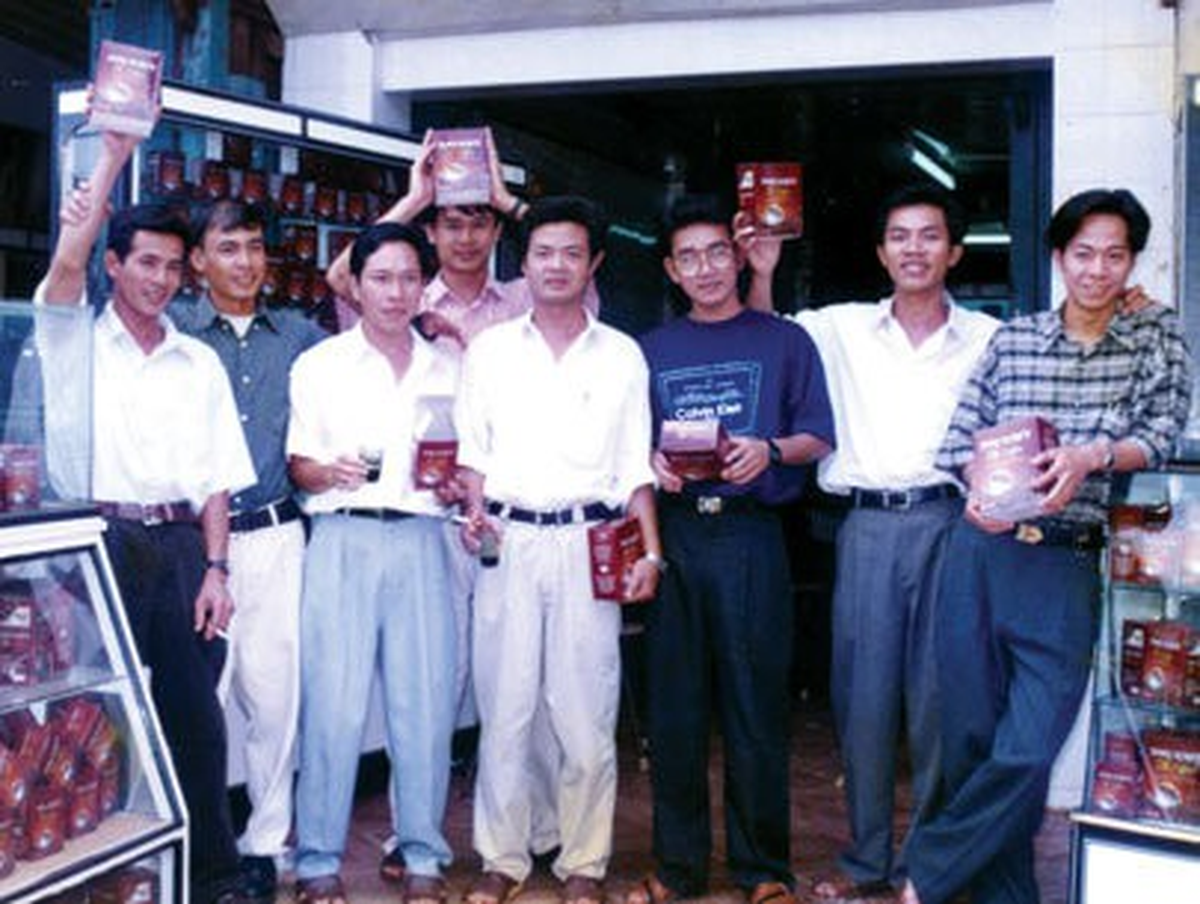 “hãng cà phê ọp ẹp nhất” năm 1996