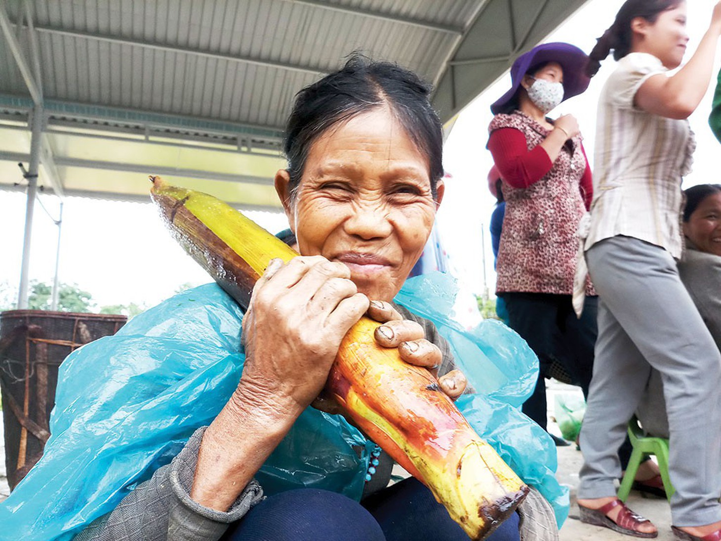 Chợ phiên Năm Ngàn có cái duyên, cái tình - Ảnh 2.