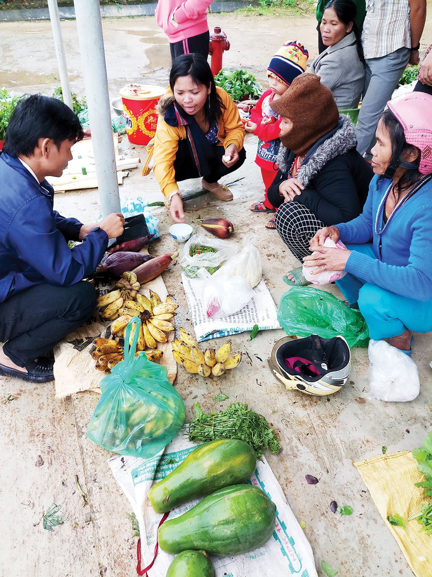 Chợ phiên Năm Ngàn có cái duyên, cái tình - Ảnh 3.