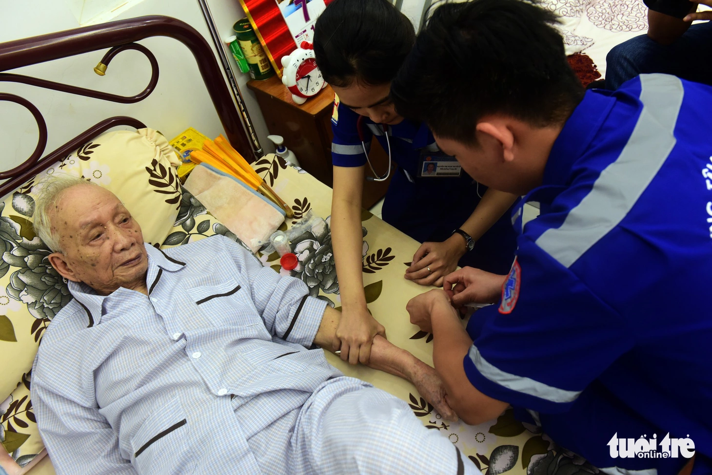 Bệnh nhân đầu tiên được cấp cứu bằng xe hai bánh - Ảnh 5.