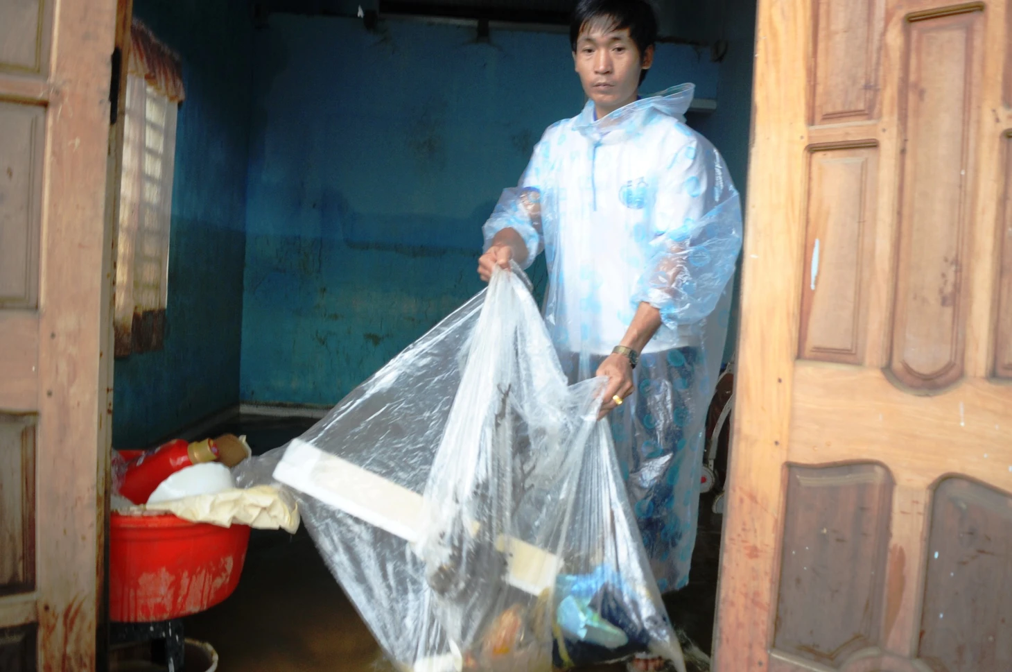 Tam Kỳ ngổn ngang sau khi nước rút - Ảnh 9.