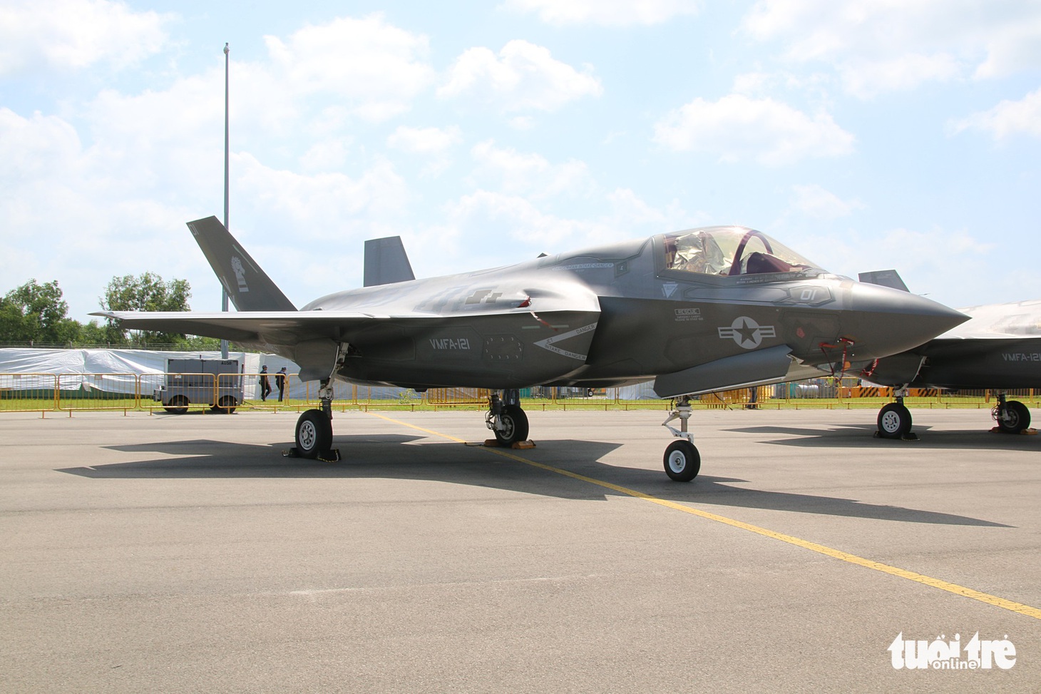 Ngắm dàn máy bay khủng ở Singapore Airshow 2018 - Ảnh 2.