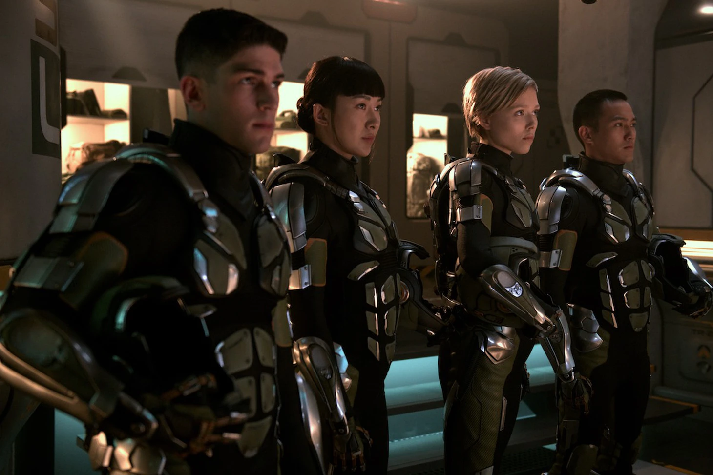 Pacific Rim: Trỗi dậy phá tan tượng đài siêu đại chiến đã xây - Ảnh 10.