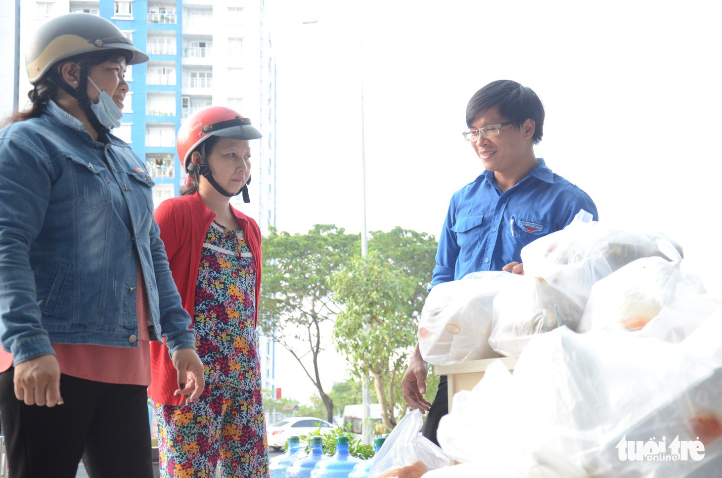 Ngọn lửa tình người trong vụ cháy chung cư Carina - Ảnh 3.