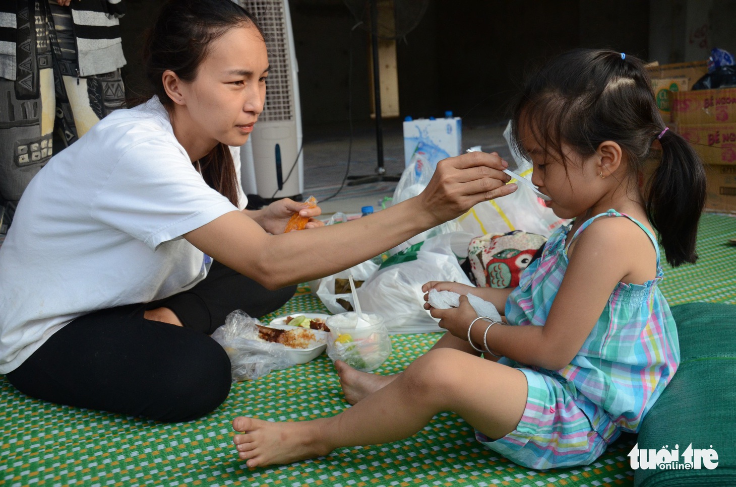 Ngọn lửa tình người trong vụ cháy chung cư Carina - Ảnh 6.