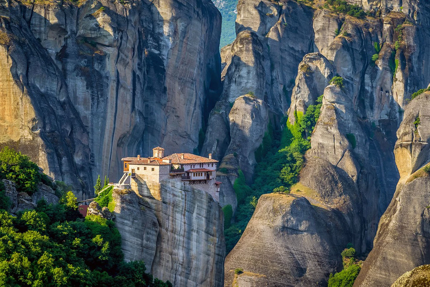 Độc đáo tu viện Meteora lơ lửng trên núi tại Hy Lạp - Ảnh 14.