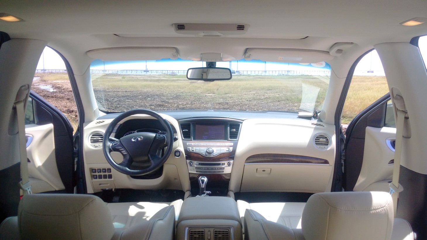 Đánh giá xe Infiniti QX60: xe ông chủ về thăm Công tử… - Ảnh 2.