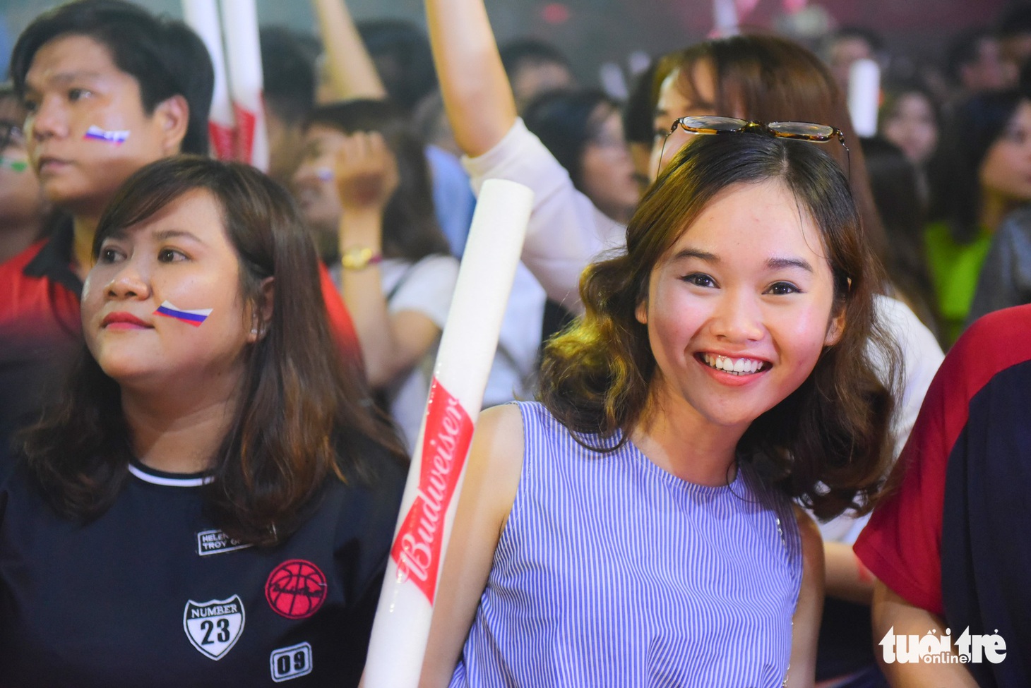 Sài Gòn sôi động trong ngày khai mạc World Cup 2018 - Ảnh 16.
