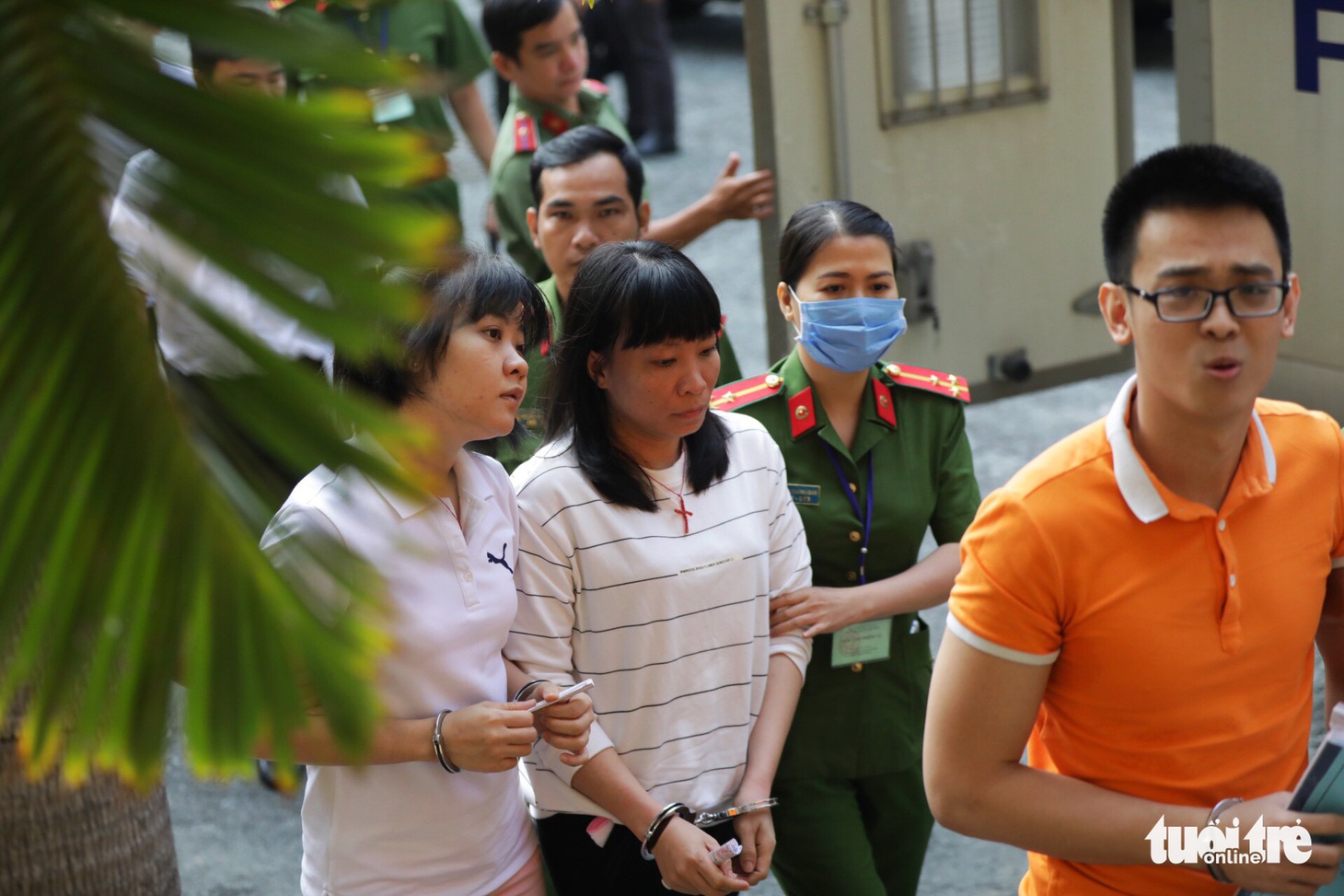 Nhóm khủng bố sân bay Tân Sơn Nhất lại hầu tòa - Ảnh 5.