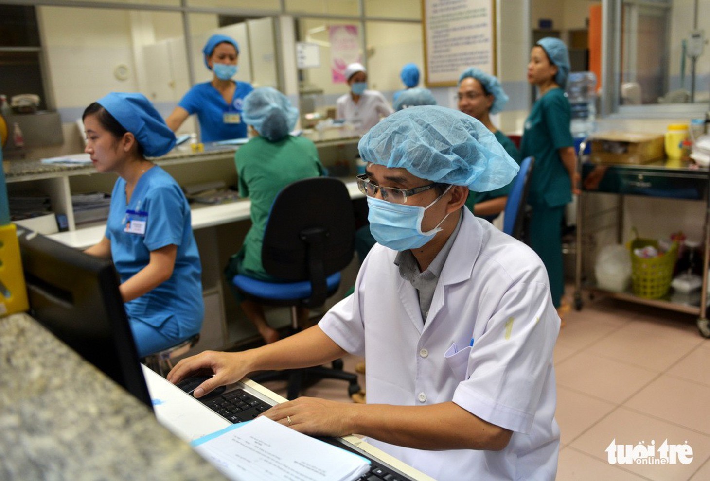 Những công dân đầu tiên của TP.HCM năm 2018 - Ảnh 12.