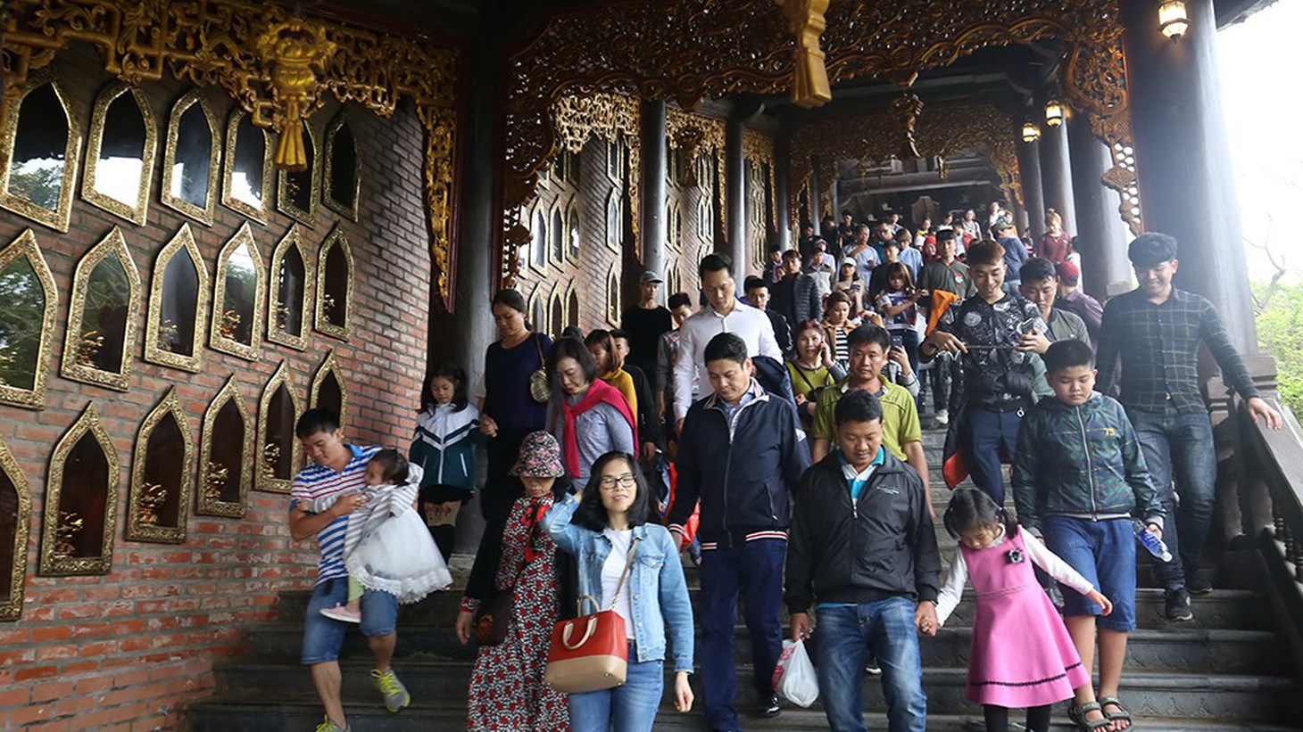 Chùa vắng bóng người tu học trong khu du lịch tâm linh nghìn tỉ - Ảnh 1.