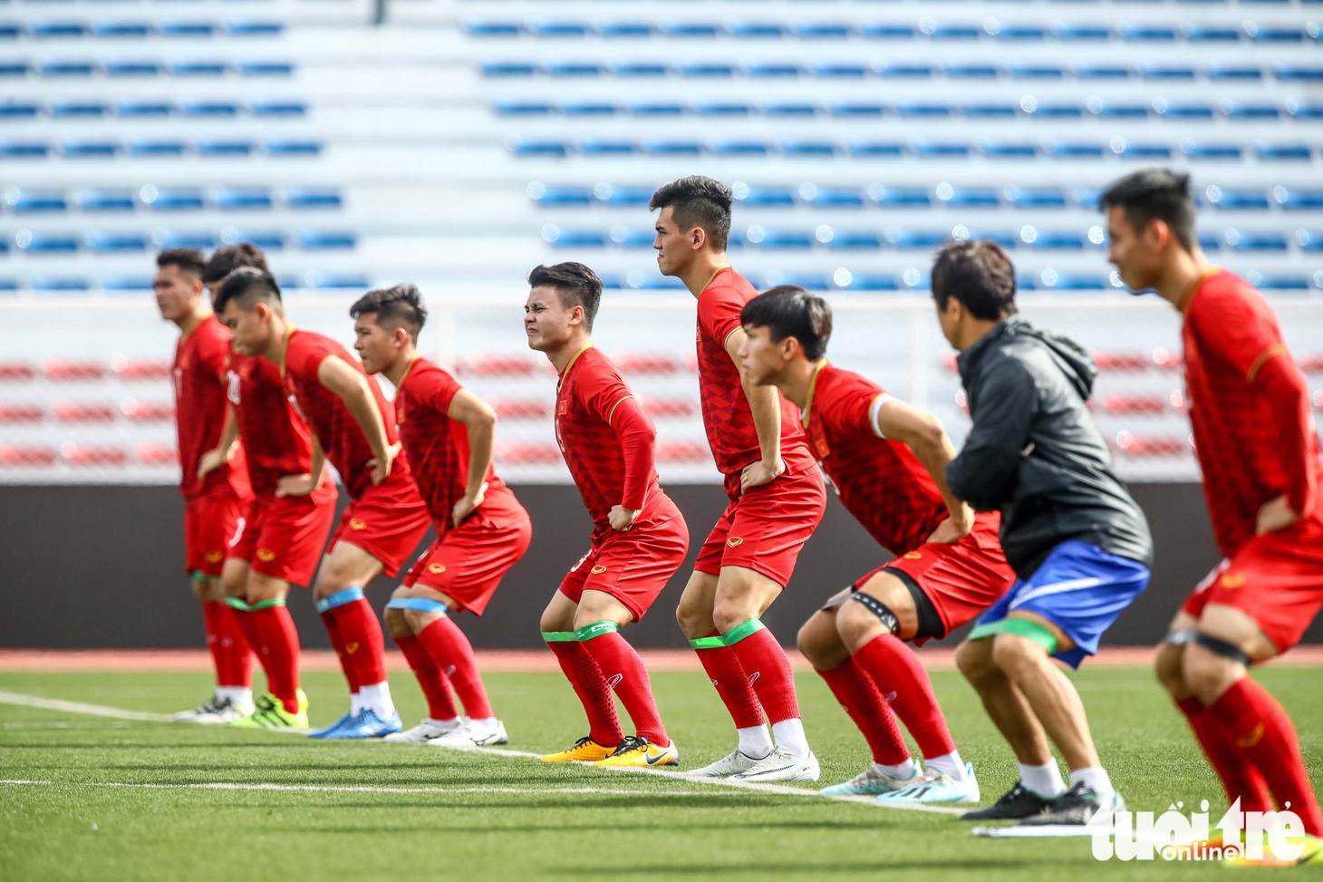 U22 Việt Nam khởi động ở sân bêtông vì Timor-Leste tập quá giờ - Ảnh 5.