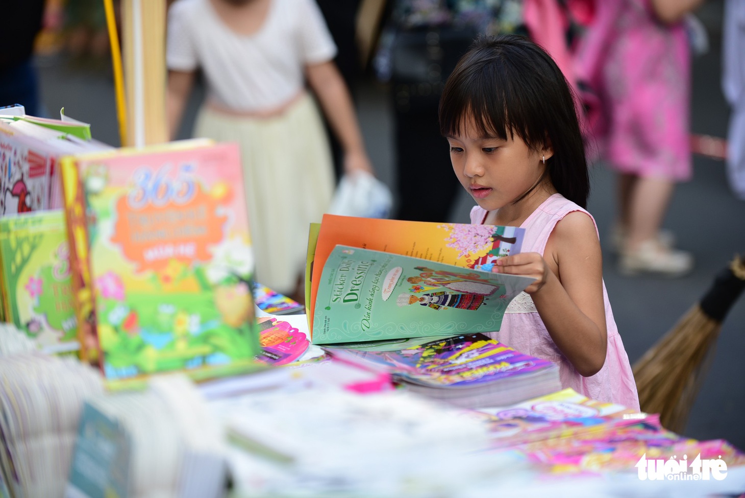 Khai mạc lễ hội đường sách Tết Kỷ Hợi 2019 - Ảnh 10.