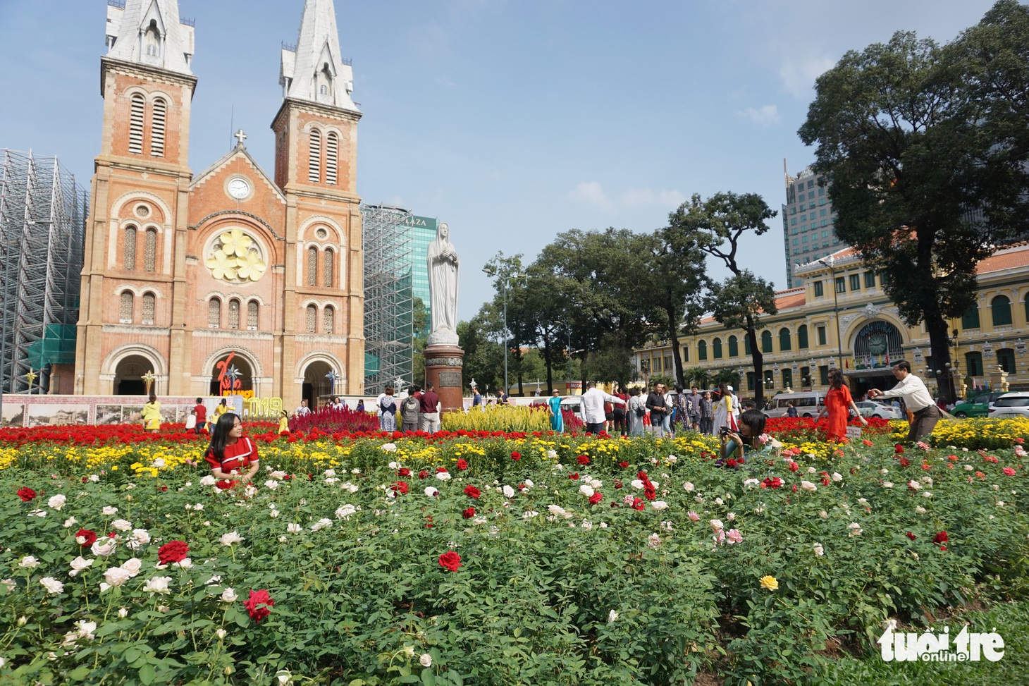 Thành phố ngày đầu năm với những nút giao thông... yên bình - Ảnh 6.