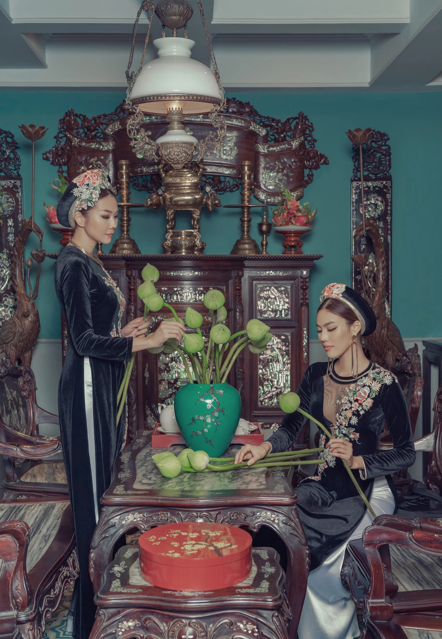 Lan Khuê, Thanh Hằng diện áo dài Nam Kỳ lục tỉnh - Ảnh 10.
