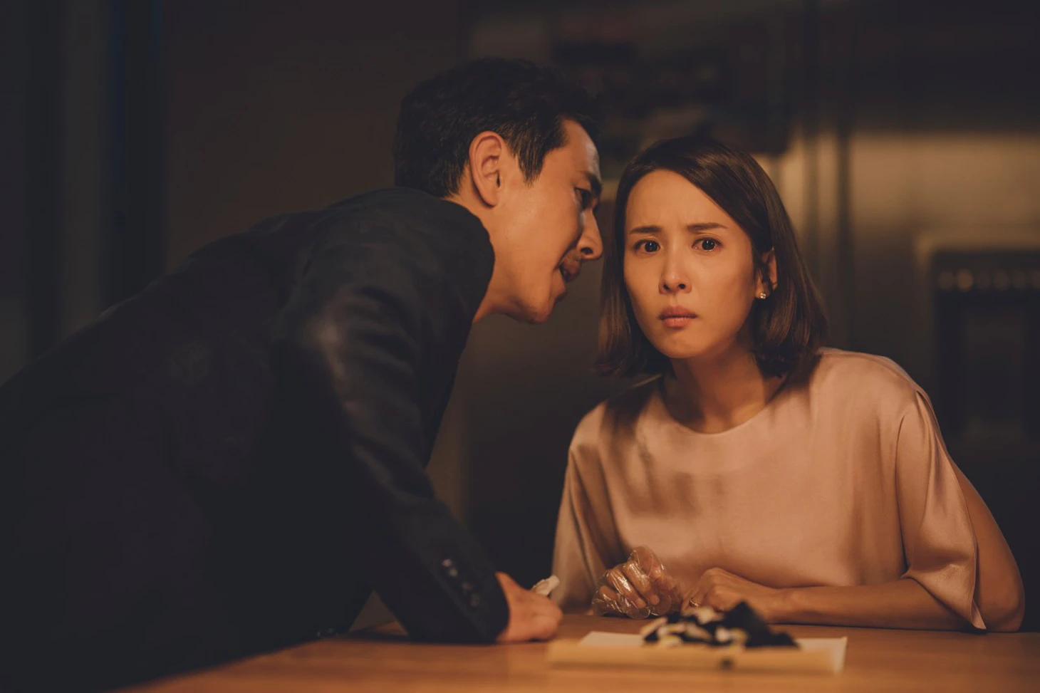 Parasite - Cành cọ vàng Cannes 2019 - bi thảm, hồi hộp và đẫm máu - Ảnh 2.